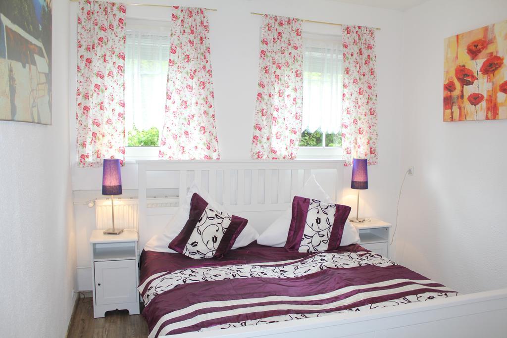 Ferienwohnung Vulkaneifel เดาน์ ห้อง รูปภาพ